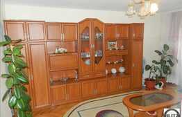 Vanzare 3 camere decomandate + 20 mp boxa pentru depozitare, integral renovat