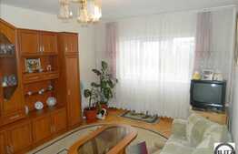 Vanzare 3 camere decomandate + 20 mp boxa pentru depozitare, integral renovat