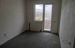 Apartament 1 cameră, 39 mp, Zona Terra, balcon 9 mp, bloc cu lift, priveliște