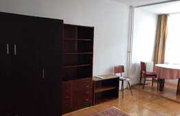 Garsoniera de inchiriat, decomandata, 32 mp utili, etaj intermediar, zona BIG