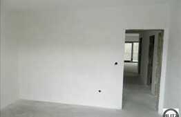 Vanzare 3 camere, 90 mp utili cu  12 mp TERASA + 202 mp cota parte teren