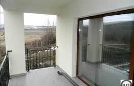 Vanzare 3 camere, 90 mp utili cu  12 mp TERASA + 202 mp cota parte teren