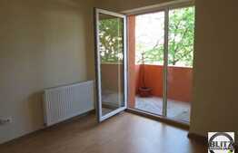 Vanzare 3 camere, decomandat, zona stadionului CFR!  Renovat recent!