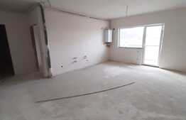 Terasa 12 mp, etaj intermediar, lift, zona Tauti