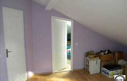 Apartament cu 4 camere in zona cu priveliste frumoasa