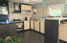 Oportunitate! Casa individuala de vanzare 240 mp utili cu teren 700 mp! Pret fix!