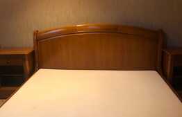 Apartament la casa cu 3 camere, 82 mp+100 mp curte, parcare, cheltuieli incluse, zona calea Baciului