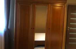 Apartament la casa cu 3 camere, 82 mp+100 mp curte, parcare, cheltuieli incluse, zona calea Baciului