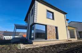 Casa individuala, panorama superba, 155 mp utili, 500 mp teren!