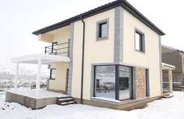 Casa individuala, panorama superba, 155 mp utili, 500 mp teren!