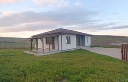 Casa pe un nivel, 94 mp utili, 585 mp teren, Corusu