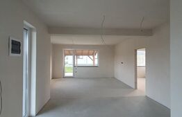 Casa pe un nivel, 94 mp utili, 585 mp teren, Corusu