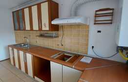 Oportunitate! 4 camere, scara interioara, 130 mp., zona Teilor!