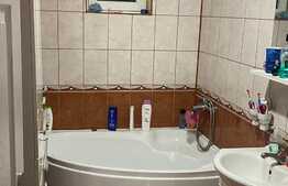 Apartament 3 camere, intermediar, parcare, zona Cetatii
