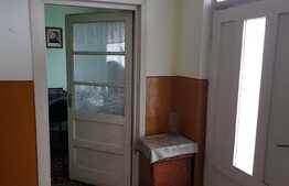 Casa renovabila, 60 mp utili, 619 mp teren, zona strazii Oasului