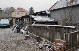 Casa renovabila, 60 mp utili, 619 mp teren, zona strazii Oasului