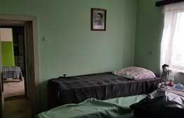 Casa renovabila, 60 mp utili, 619 mp teren, zona strazii Oasului