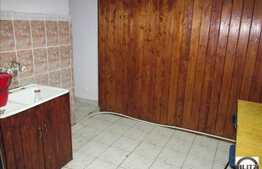 De vanzare 2 camere, 76 mp utili, zona strazii Horea! Garaj!