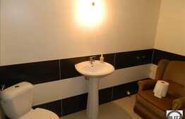 De vanzare 3 camere, 60 mp utili, balcon, zona Piata Floresti!