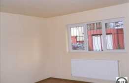 Apartament de vanzare, 2 camere, 60 mp, zona strazii Colinei!! Cu loc de parcare