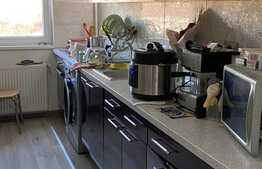 Apartament 2 camere decomandat, etaj intermediar, la cheie !