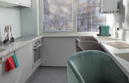 Apartament LA CHEIE, totul nou, 45 mp, zona P-ta Mihai Viteazu