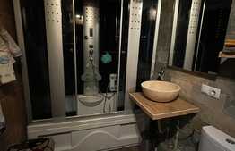 Apartament 3 camere decomandate, 70 mp, parcare, zona strazii Scortarilor