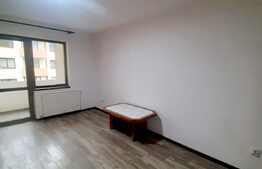 Apartament renovat, parcare, debara, electrocasnice noi, etaj intermediar, zona Terra