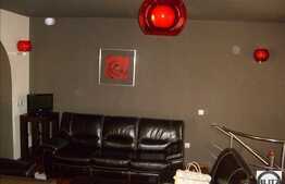 Suprafata generoasa, conditii excelente, sauna jacuzzi. Zona Meteor!