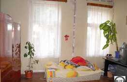 Apartament de vanzare cu 4 camere, 113 mp utili + gradina