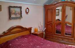 Casa de vanzare, 220 mp, 480 mp teren, zona Stupini