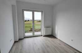 Apartament 3 camere, 70 mp, boxa, etaj intermediar, zona Tractoru 