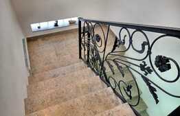 Casa finisata, la cheie, 250 mp utili, 400 mp teren, garaj, Faget!