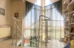 Vila de vanzare, 310 mp construiti, 320 mp teren, zona exclusivista de case!