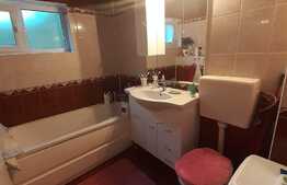 Apartament cu 3 camere, 83mp utili, curte privata, parcare, zona strazii G-ral Traian Mosoiu