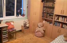 Apartament cu 3 camere, 83mp utili, curte privata, parcare, zona strazii G-ral Traian Mosoiu