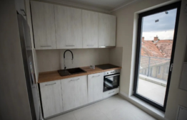 Apartament la cheie, central, etaj intermediar, parcare subterana, ideal pentru investitie