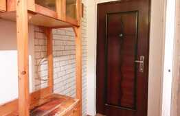 Garsoniera, etaj intermediar, zona Liviu Rebreanu