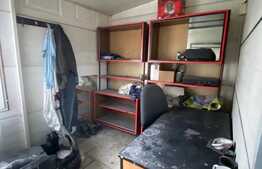 Hala industriala pretabila pentru depozitare/activitati, 200mp, Floresti!