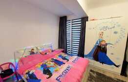 Vanzare 3 camere, modificari interioare, zona Eroilor!