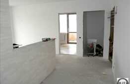 2 camere, 80 mp, 2 balcoane, imobil nou tip vila, complet finisat! Zona Terra!