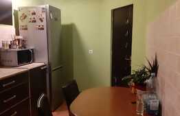 Apartament 3 camere, 80 mp, zona Eroilor, loc de parcare
