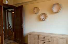 Apartament cu 2 camere, 53 mp, zona Centrala