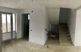 Casa tip duplex, 120mp utili, stadiul de alb, Stupini