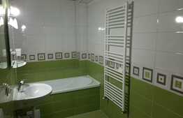 Apartament 3 camere, 65 mp, zona Avangarden 3