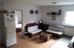 Apartament 3 camere, decomandat, 50 mp in Intre Lacuri!