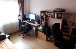 Apartament 3 camere, decomandat, 50 mp in Intre Lacuri!