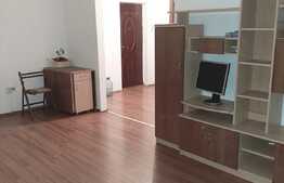 2 camere decomandate, expunere sudica, balcon inchis, zona Eroilor