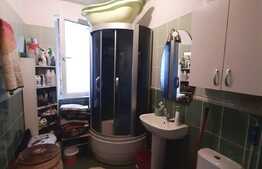 Gradina 47 mp, balcon inchis, terasa, camara, parcare, decomandat, zona Eroilor