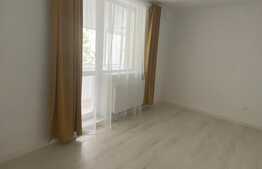 Apartament 3 camere, central, etaj intermediar, ideal pentru investitie